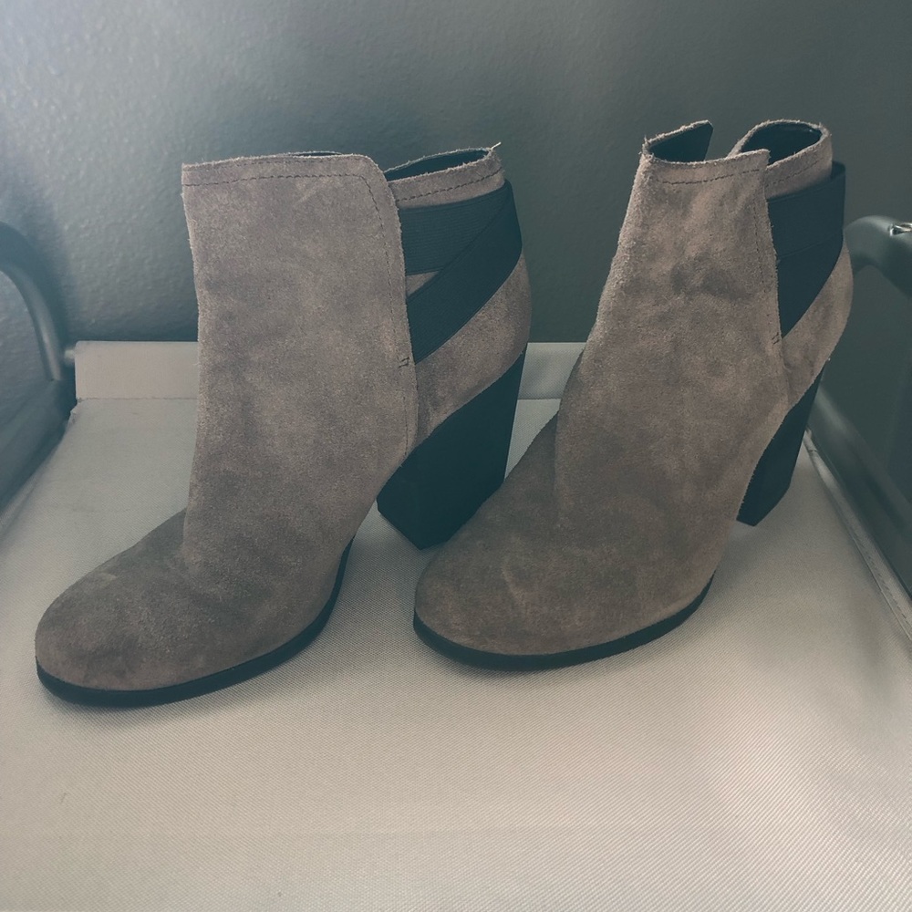 Kenneth Cole Reaction | Suede Leather Ankle 'Might Make It' Boots 9.5